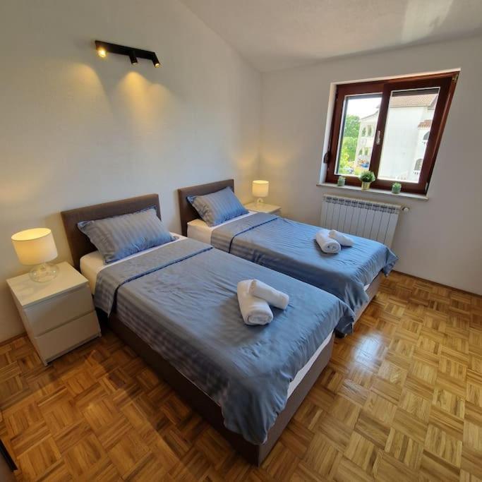 Villa Castanea - Kuca Za Odmor S Bazenom Kukci Exteriér fotografie